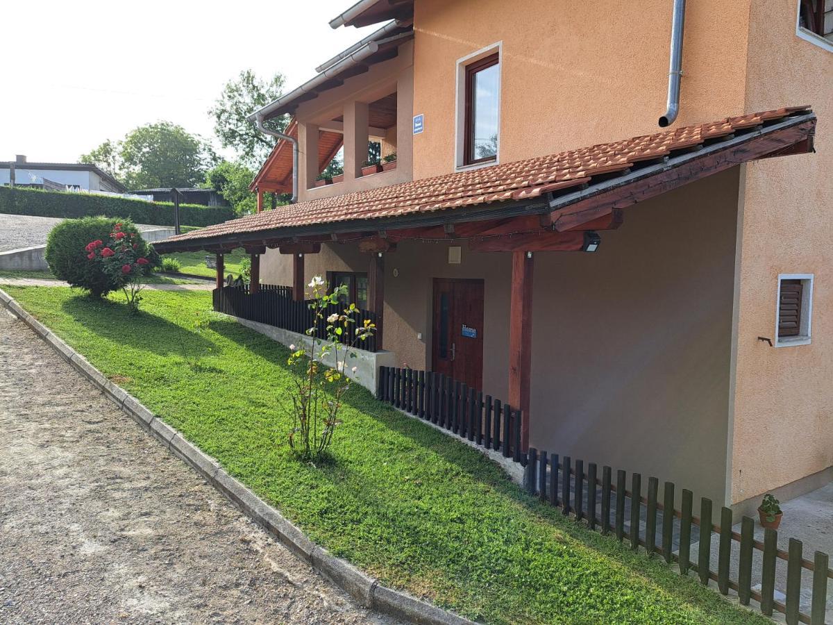 Apartman Morana Slunj Exteriör bild